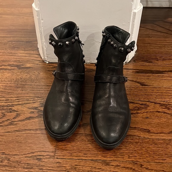 Go West Studded Leather Ankle Boots - Picture 4 of 9